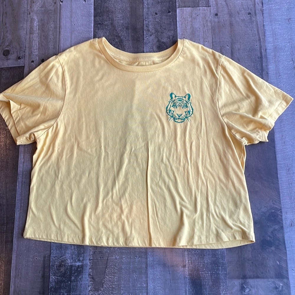 Netflix Yellow Crop Tee with Teal Tiger Chest Graphic